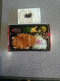 とんかつ弁当等々