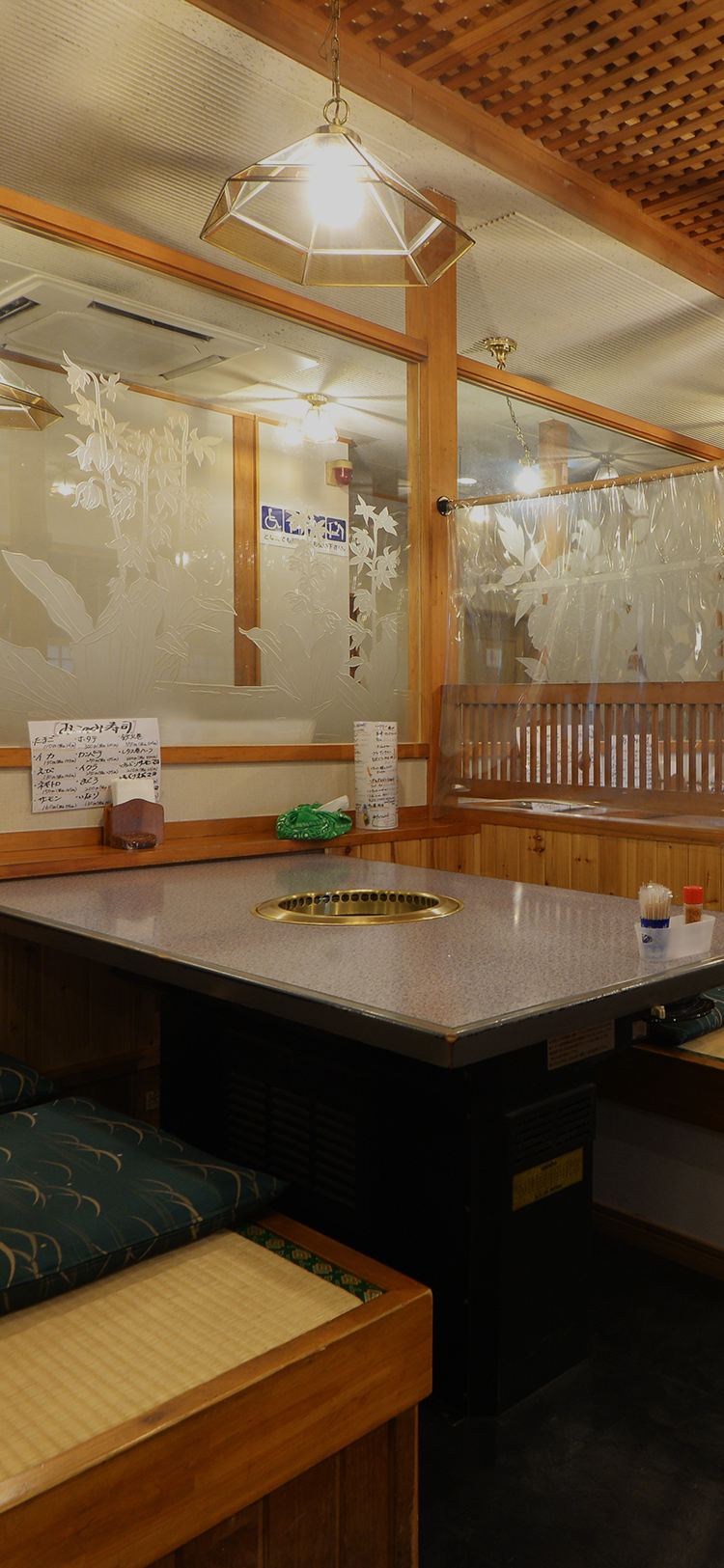 食とは人に良い創業より大切にする食材へのこだわり当店ならではのお食事で「和やかに楽しく」お過ごしください